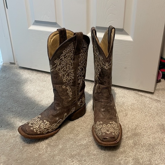 Beautiful Cowboy boots - Picture 9 of 9